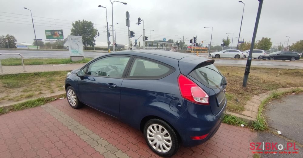 2013' Ford Fiesta photo #5