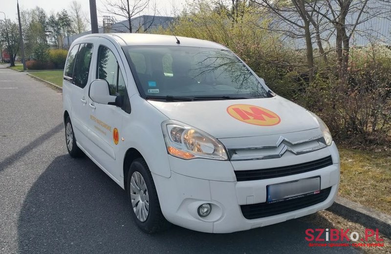 2010' Citroen Berlingo 1.6 Vti Multispace photo #6