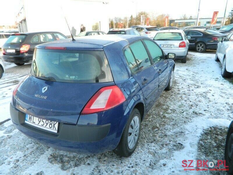 2004' Renault Megane photo #2