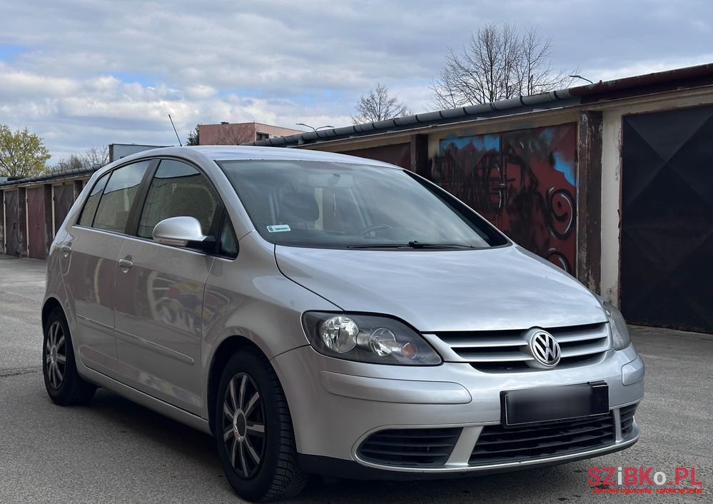 2006' Volkswagen Golf Plus 1.9 Tdi Goal photo #3