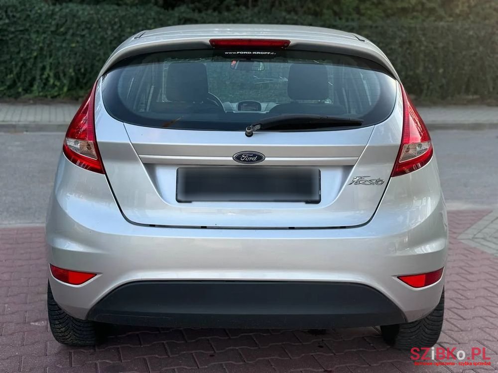 2010' Ford Fiesta 1.25 Celebration photo #6