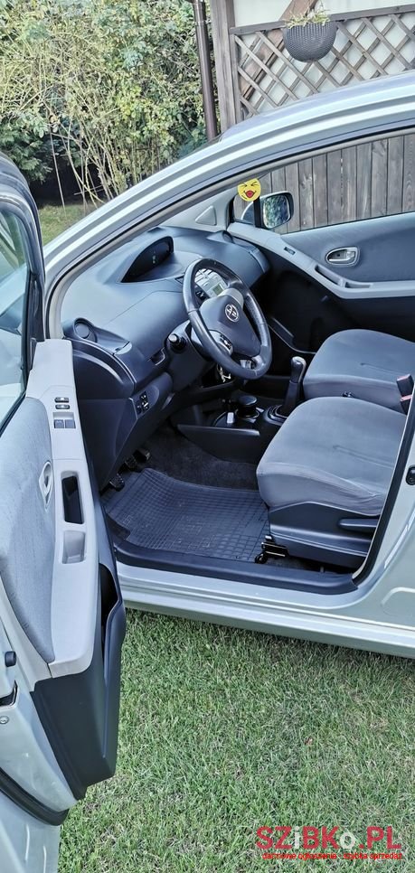 2008' Toyota Yaris 1.3 Sol Premium photo #5