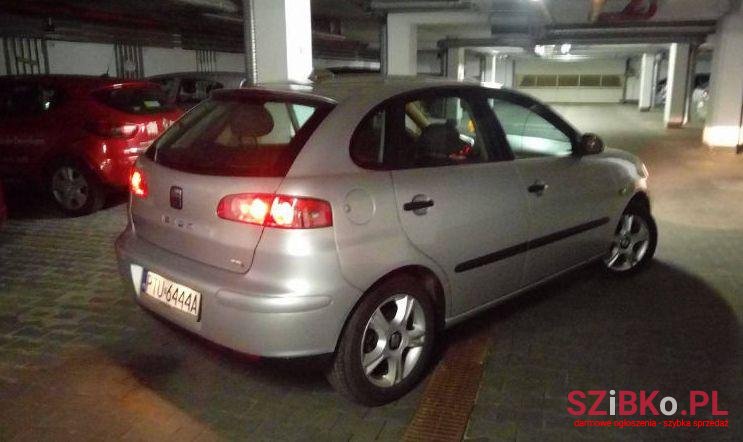 2004' SEAT Ibiza photo #1