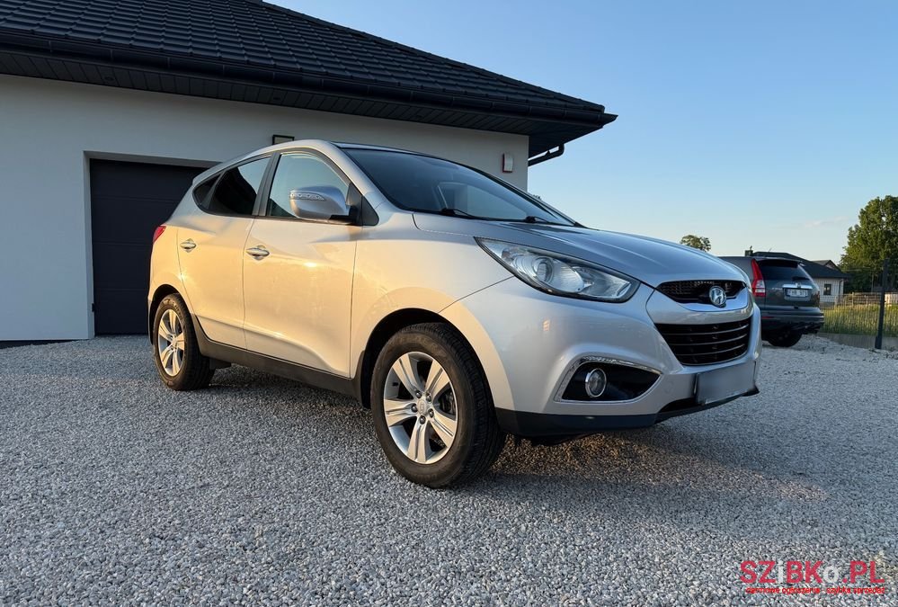 2010' Hyundai ix35 2.0 Premium photo #3