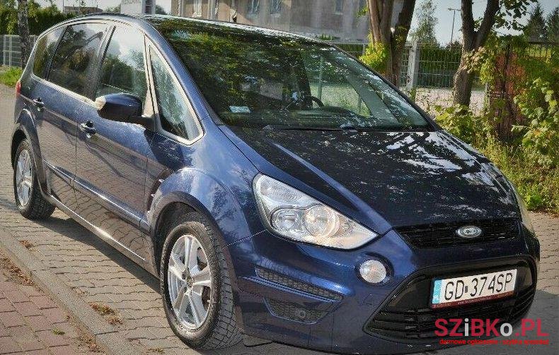 2011' Ford S-Max photo #1
