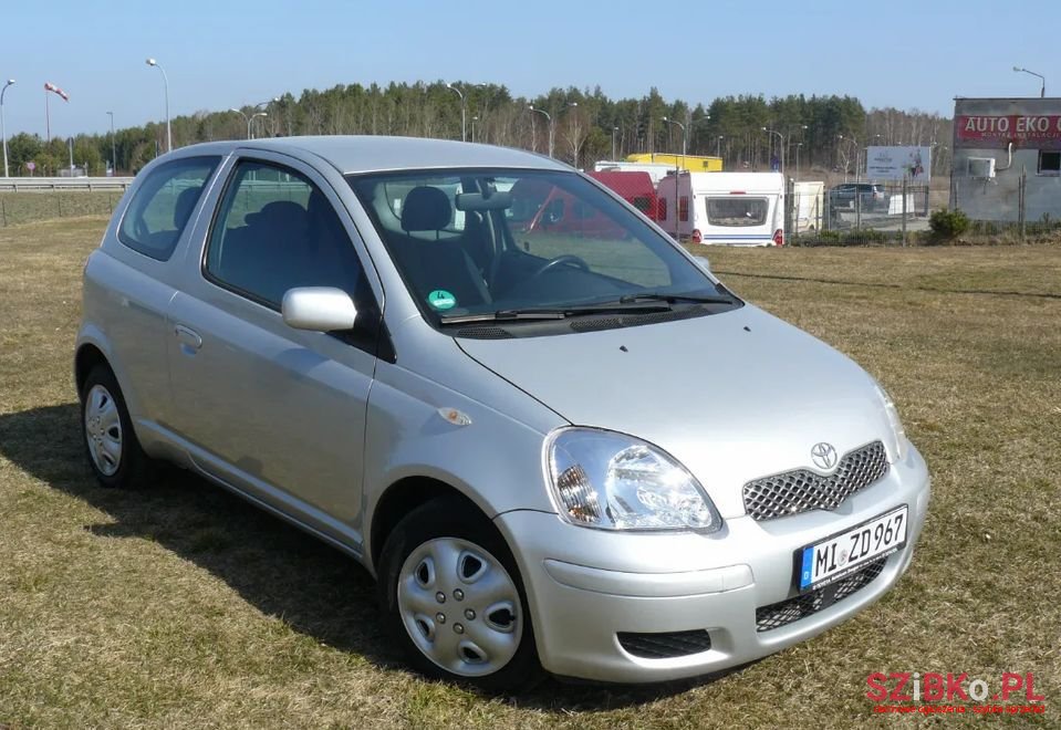 2005' Toyota Yaris photo #1