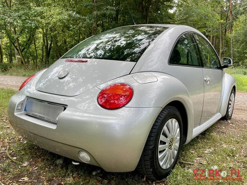 2000' Volkswagen Beetle photo #4