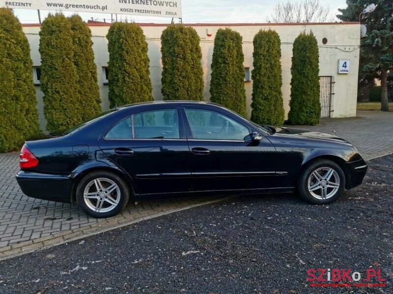 2004' Mercedes-Benz Klasa E photo #4