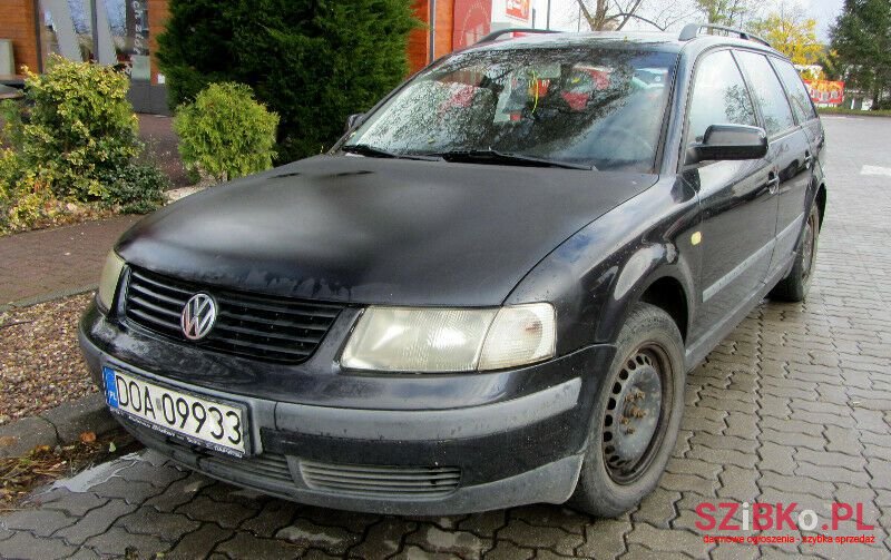 1999' Volkswagen Passat photo #1