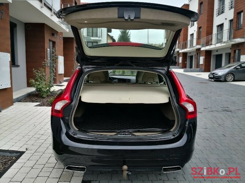 2014' Volvo V60 photo #6