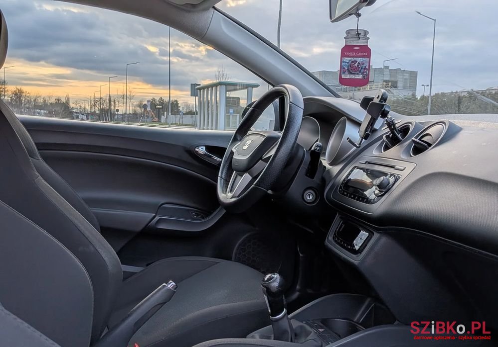 2008' SEAT Ibiza Sc 1.4 16V Style photo #5