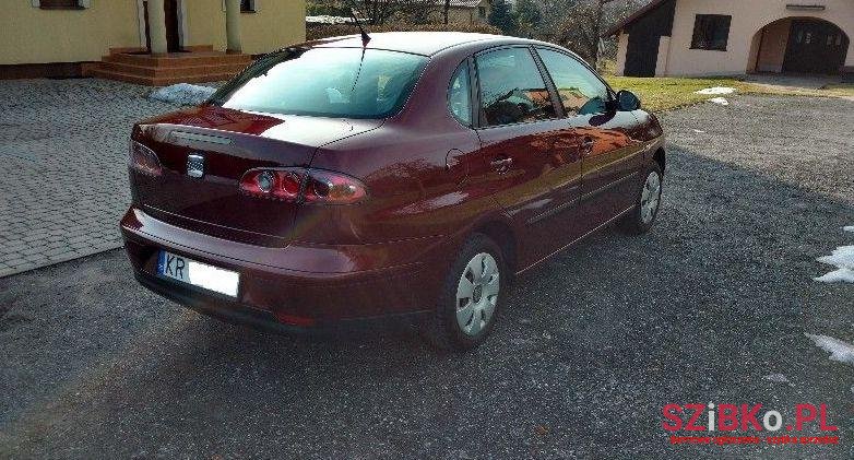 2003' SEAT Cordoba photo #1