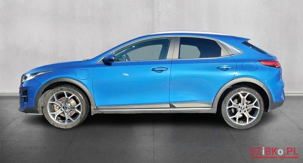 2020' Kia XCeed photo #2