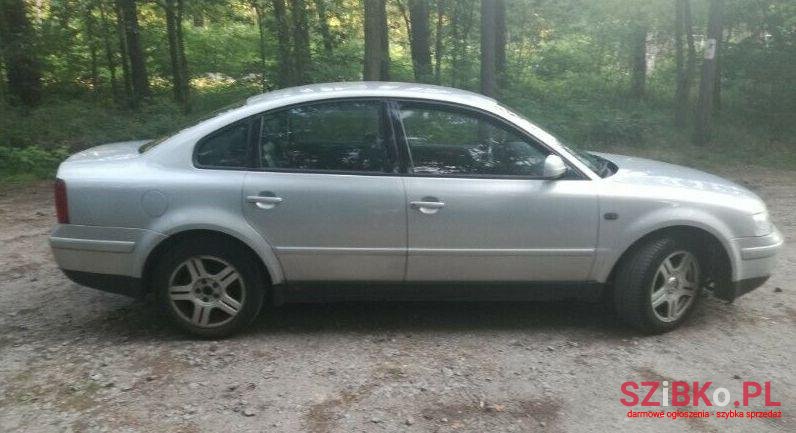 1999' Volkswagen Passat photo #1