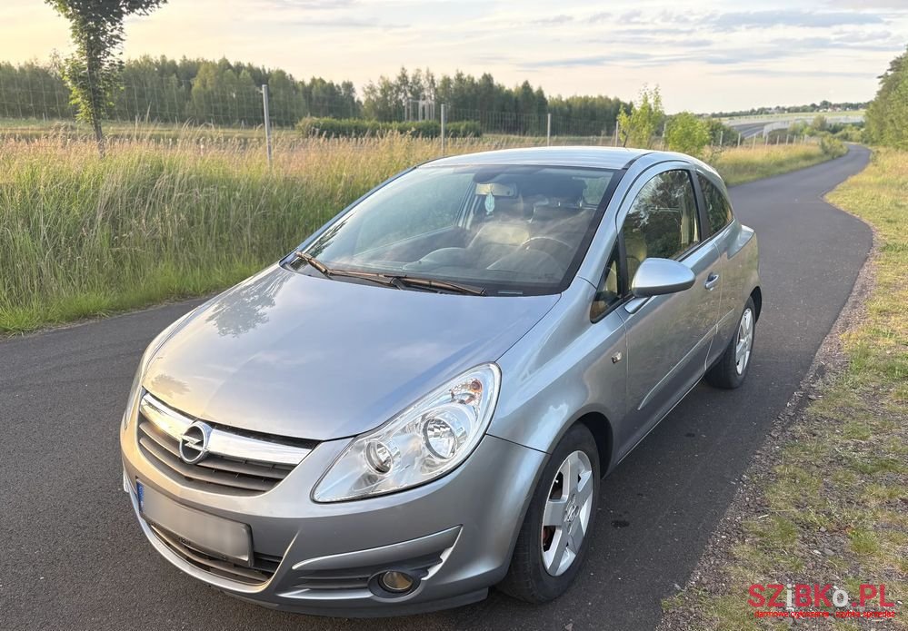 2007' Opel Corsa 1.2 16V Cosmo photo #3