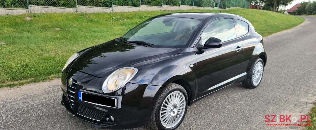 2013' Alfa Romeo MiTo photo #1