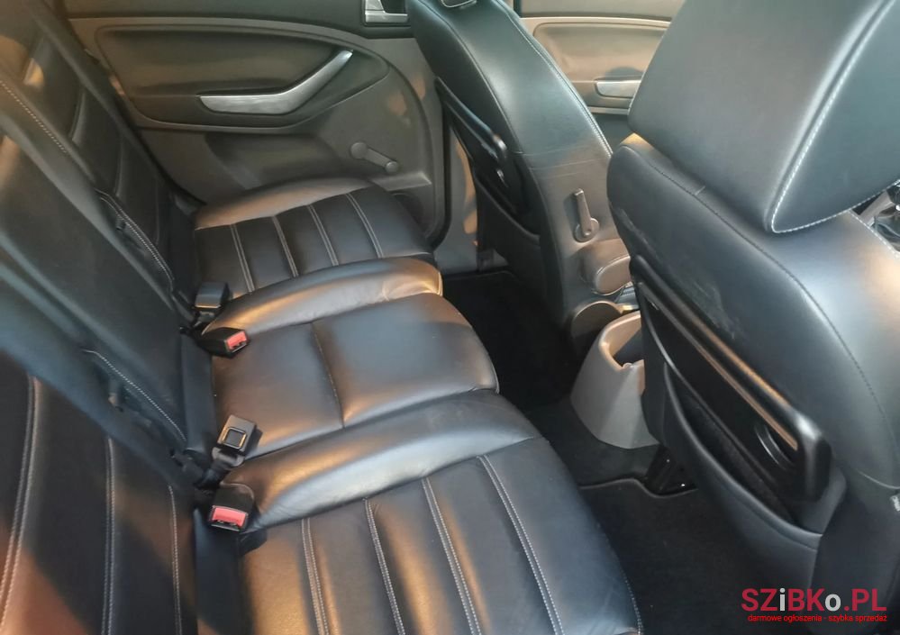 2008' Ford C-MAX photo #3