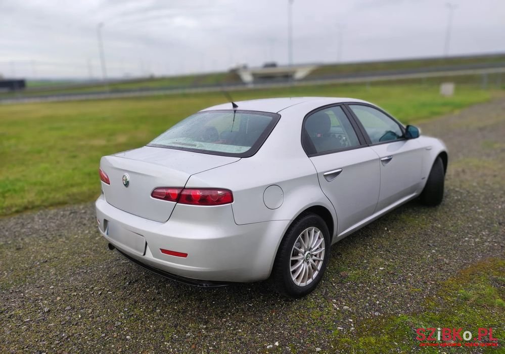 2005' Alfa Romeo 159 1.9Jts Impression photo #6