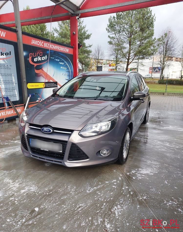 2011' Ford Focus photo #2