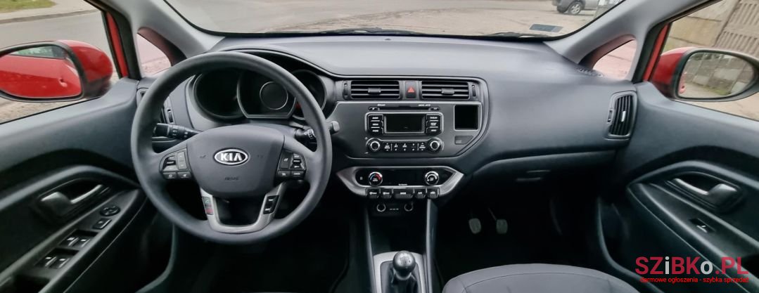 2011' Kia Rio photo #1