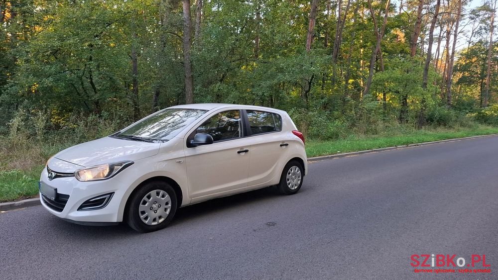 2013' Hyundai i20 1.25 Comfort photo #5