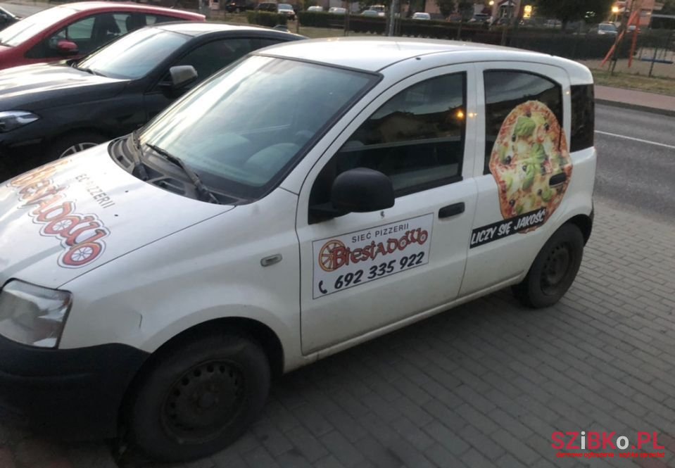 2011' Fiat Panda photo #3