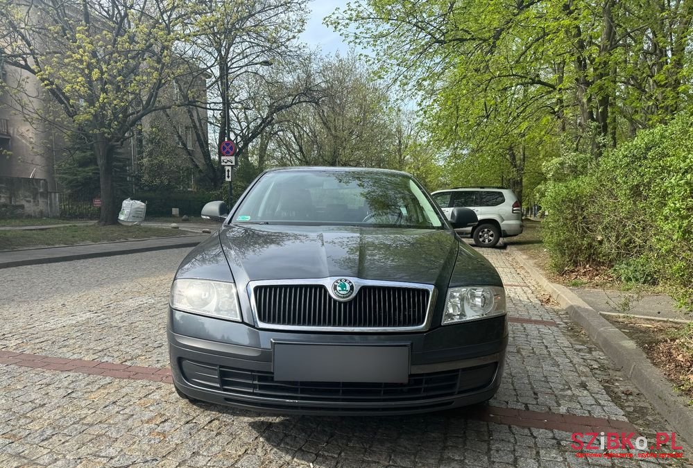 2011' Skoda Octavia 1.6 photo #4