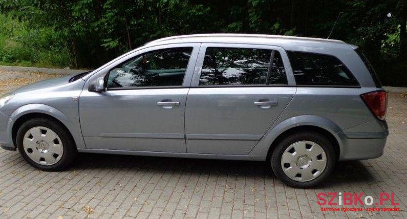 2006' Opel Astra photo #3