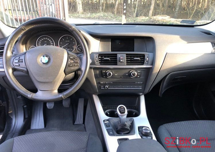 2013' BMW X3 Sdrive18D photo #2