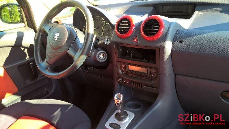 2006' Peugeot 1007 photo #2