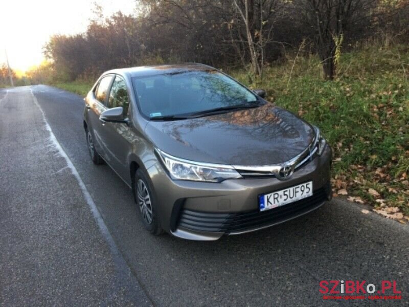 2018' Toyota Corolla photo #1