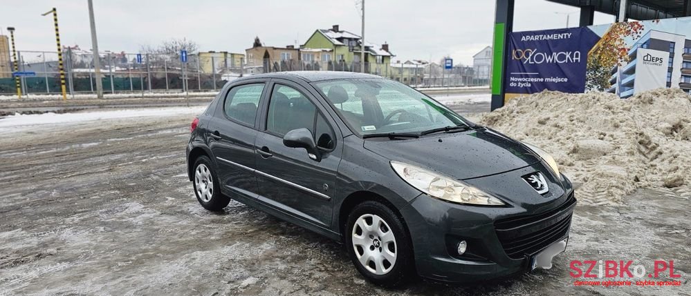 2012' Peugeot 207 1.6 Hdi Access photo #1