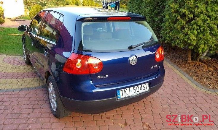 2005' Volkswagen Golf photo #1