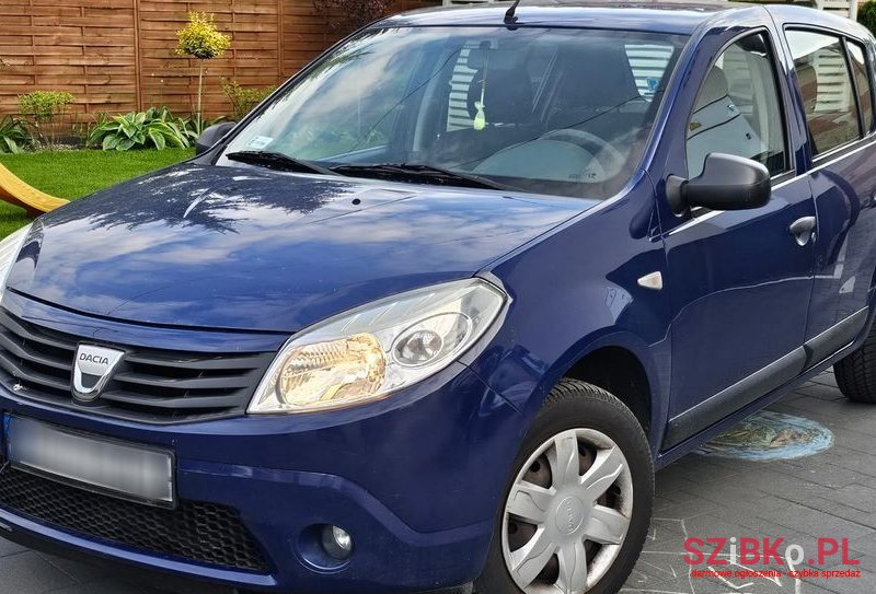 2009' Dacia Sandero 1.4 Mpi photo #1