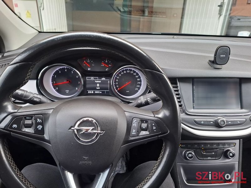 2017' Opel Astra V 1.4 T Dynamic photo #6