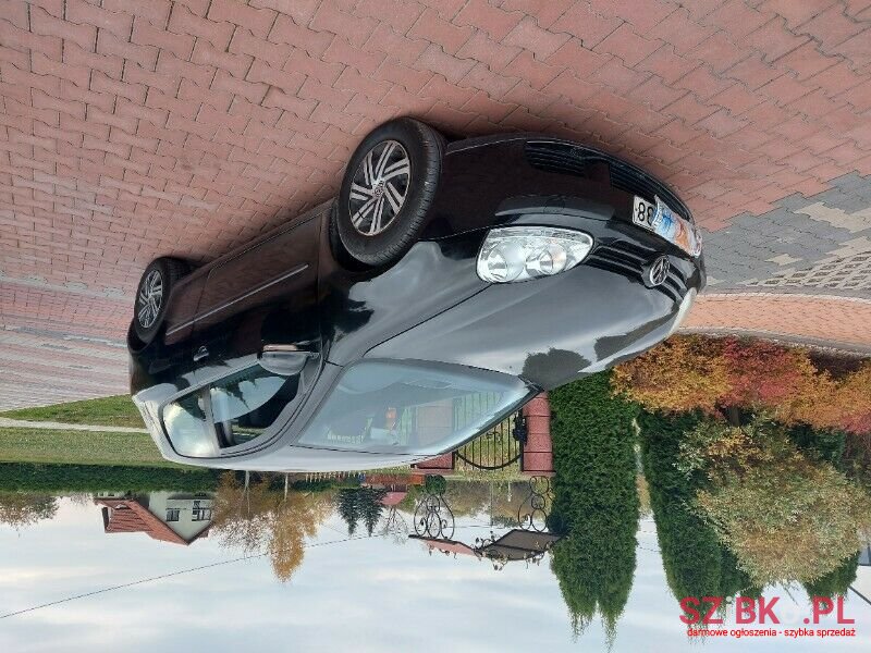 2005' Volkswagen Golf photo #2