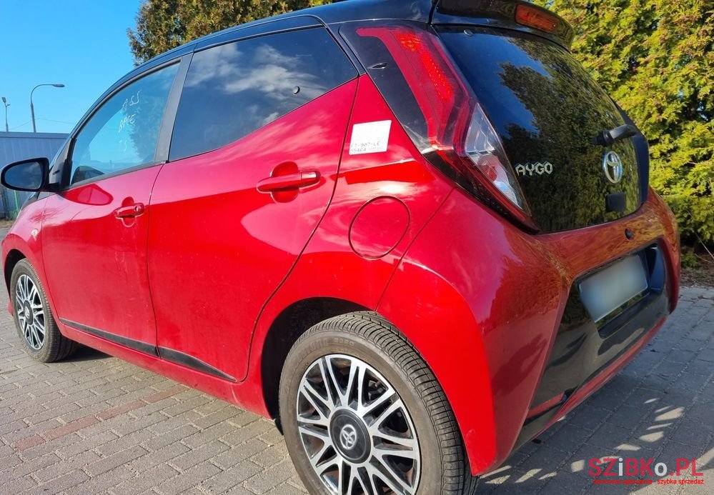 2020' Toyota Aygo photo #4