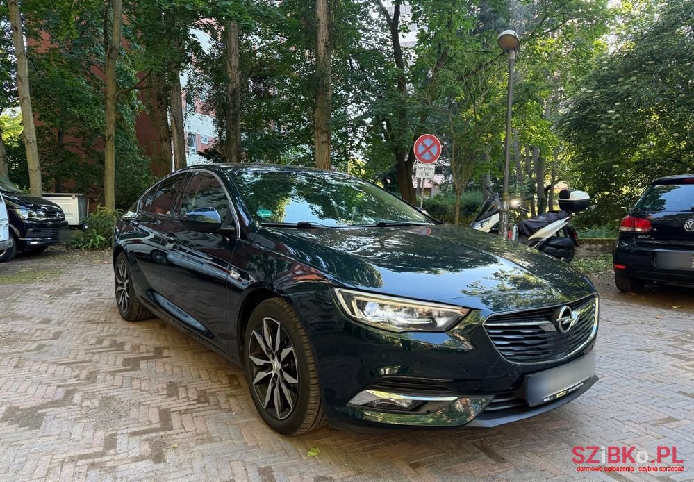 2017' Opel Insignia 2.0 Cdti Automatik Sport photo #2