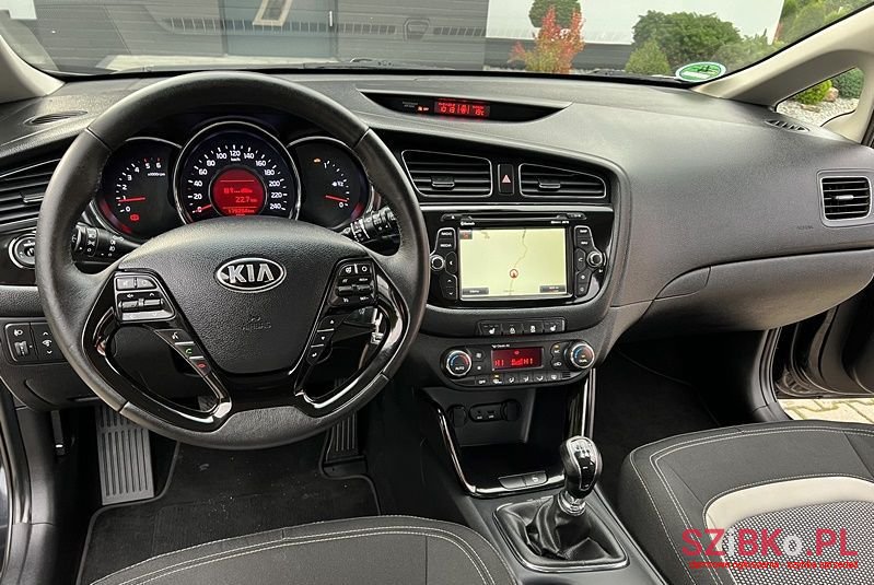 2015' Kia Ceed photo #4