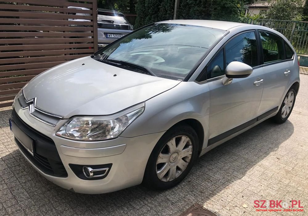 2009' Citroen C4 photo #6