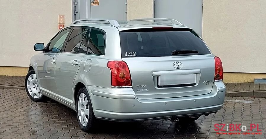 2005' Toyota Avensis 2.0 D-4D Luna photo #4
