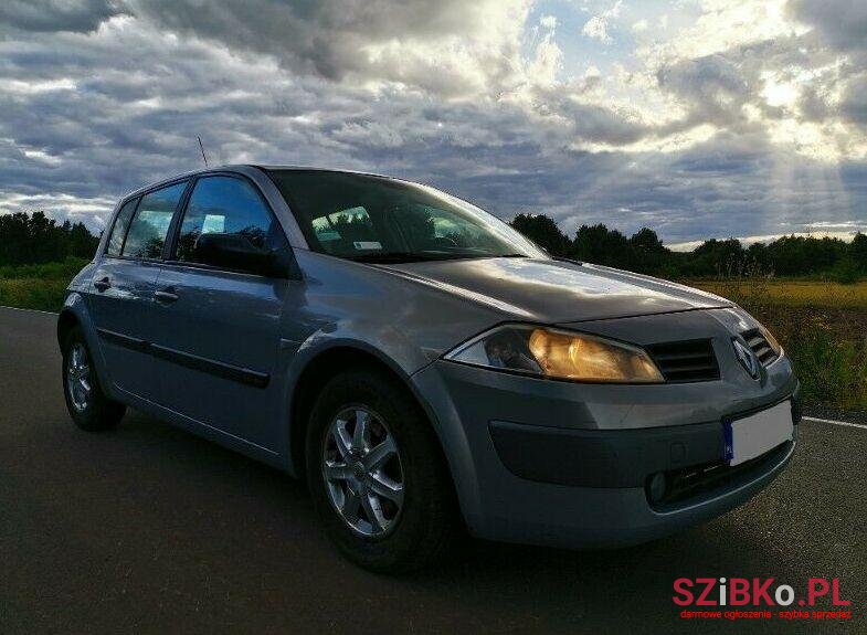 2004' Renault Megane photo #1
