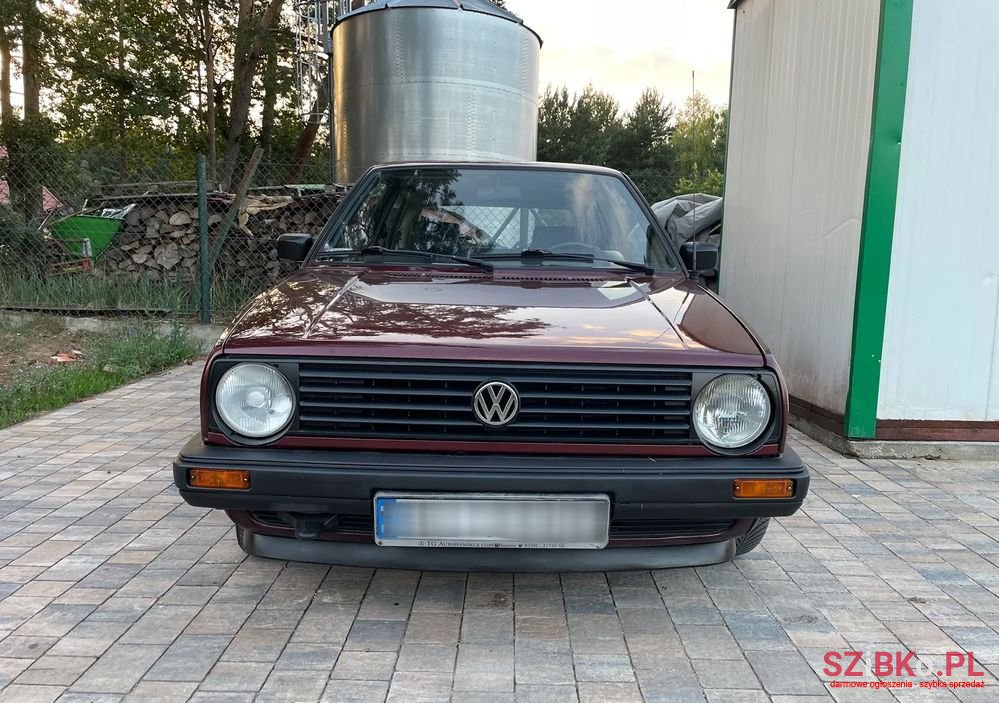 1991' Volkswagen Golf 1.6 Cl photo #2