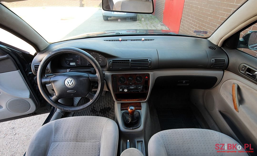 1997' Volkswagen Passat photo #6