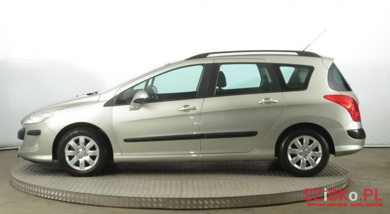 2008' Peugeot 308 photo #2