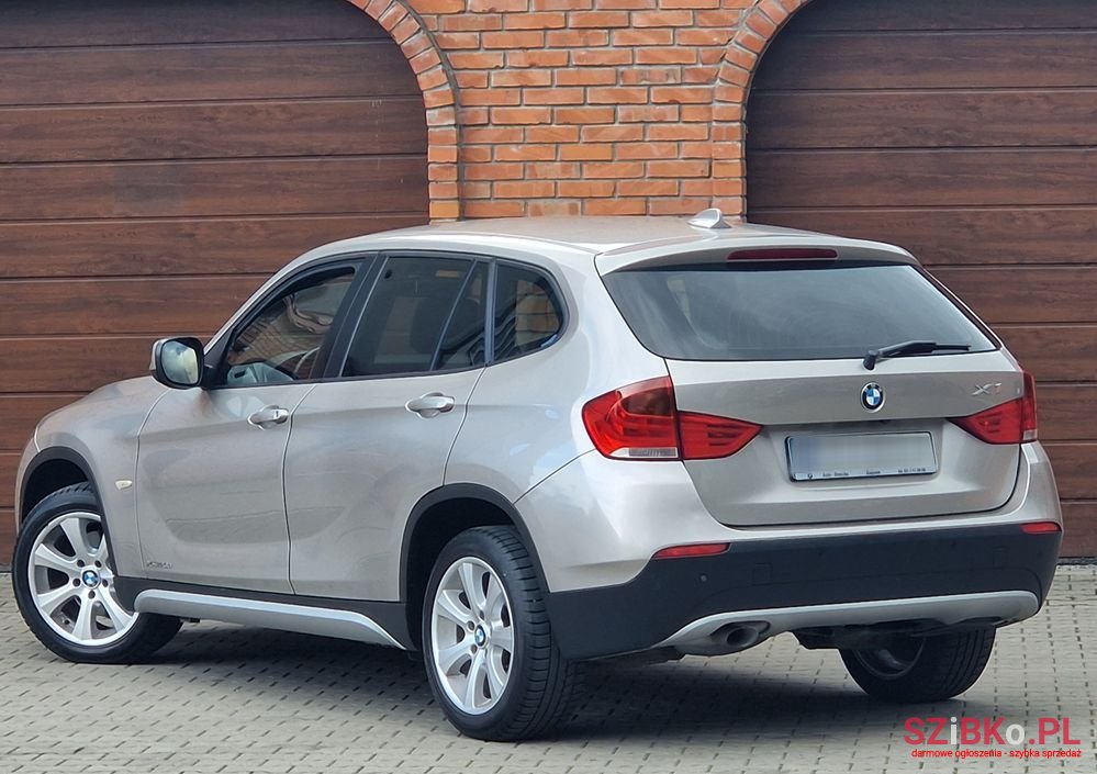 2011' BMW X1 photo #3