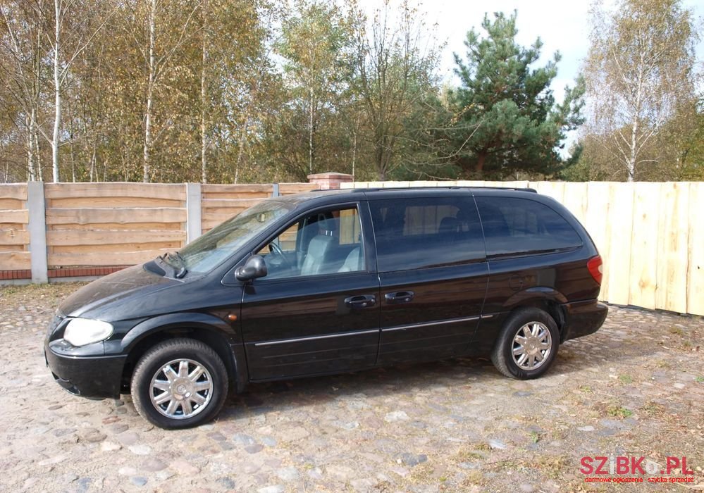 2006' Chrysler Grand Voyager photo #5