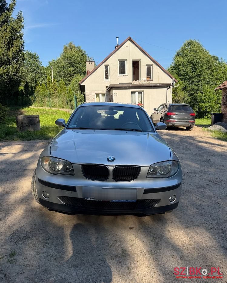 2006' BMW 1 Series photo #2