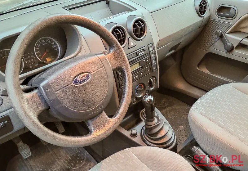 2004' Ford Fusion photo #5