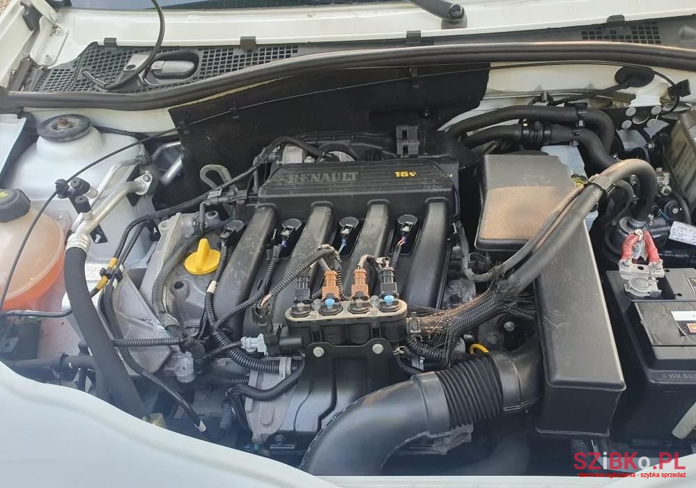 2014' Dacia Duster 1.6 photo #3